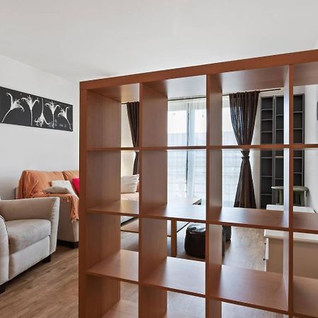 Modern 2 Bedroom Apartment In Homerton Londra Esterno foto