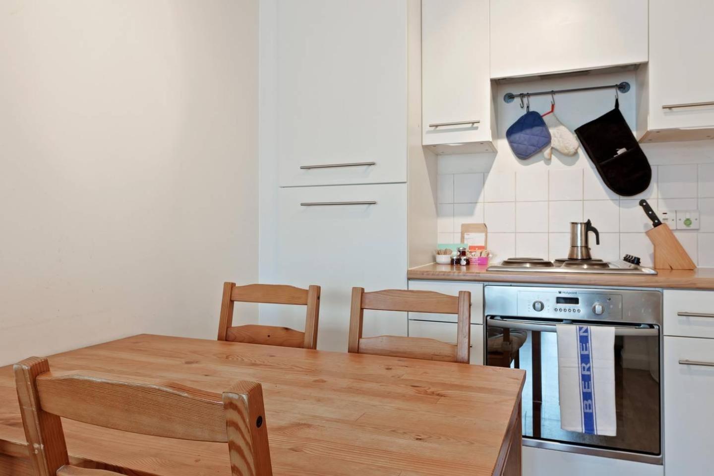 Modern 2 Bedroom Apartment In Homerton Londra Esterno foto