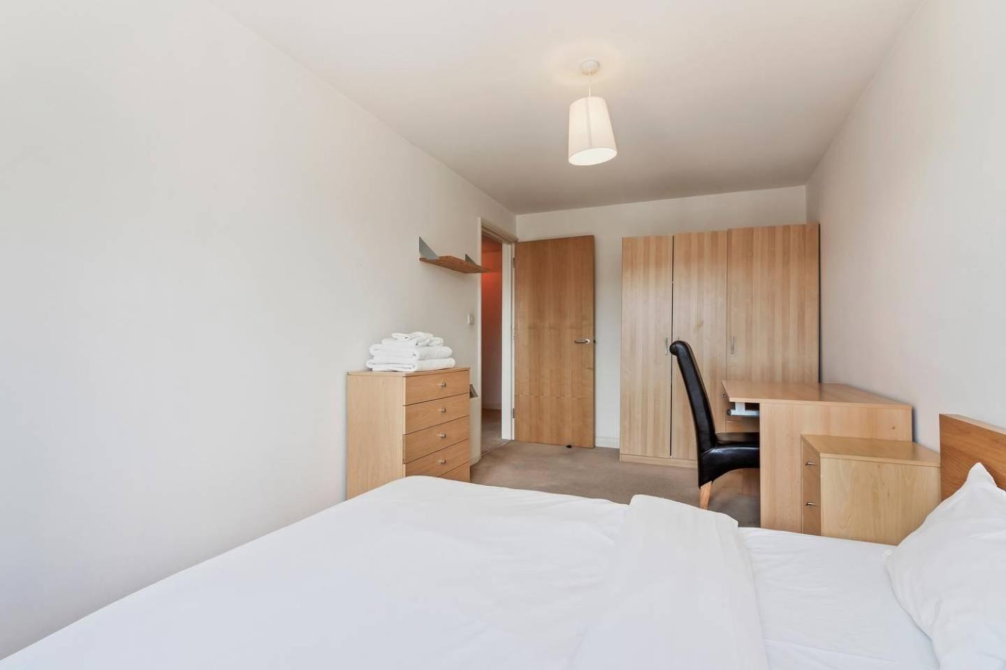 Modern 2 Bedroom Apartment In Homerton Londra Esterno foto