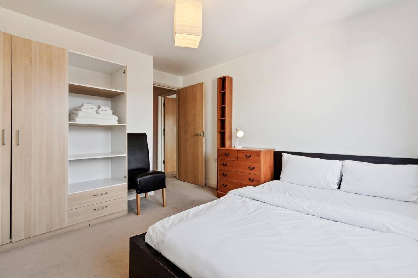 Modern 2 Bedroom Apartment In Homerton Londra Esterno foto