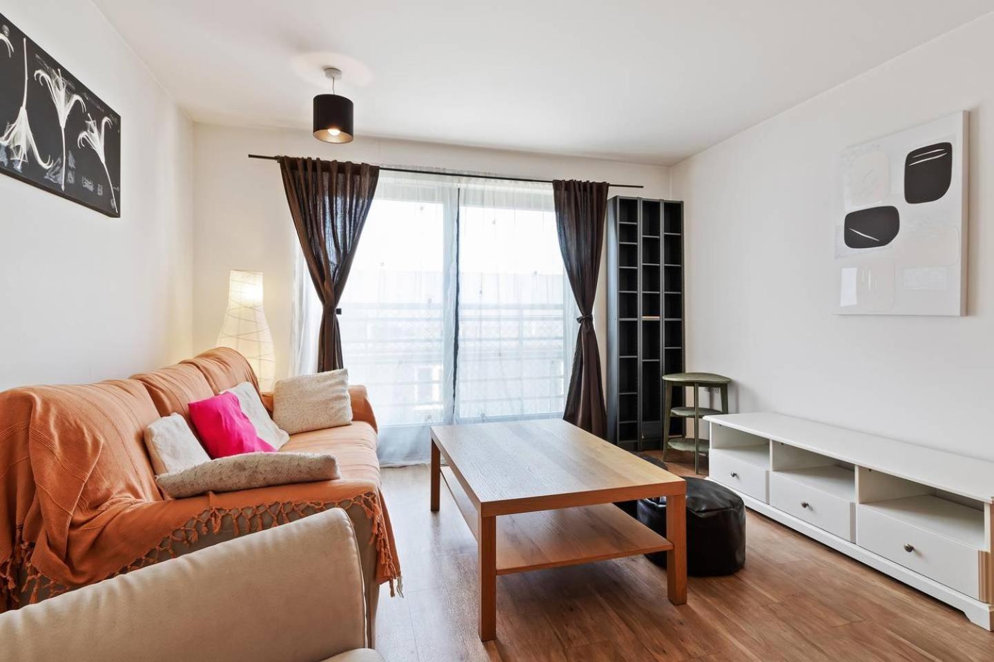 Modern 2 Bedroom Apartment In Homerton Londra Esterno foto